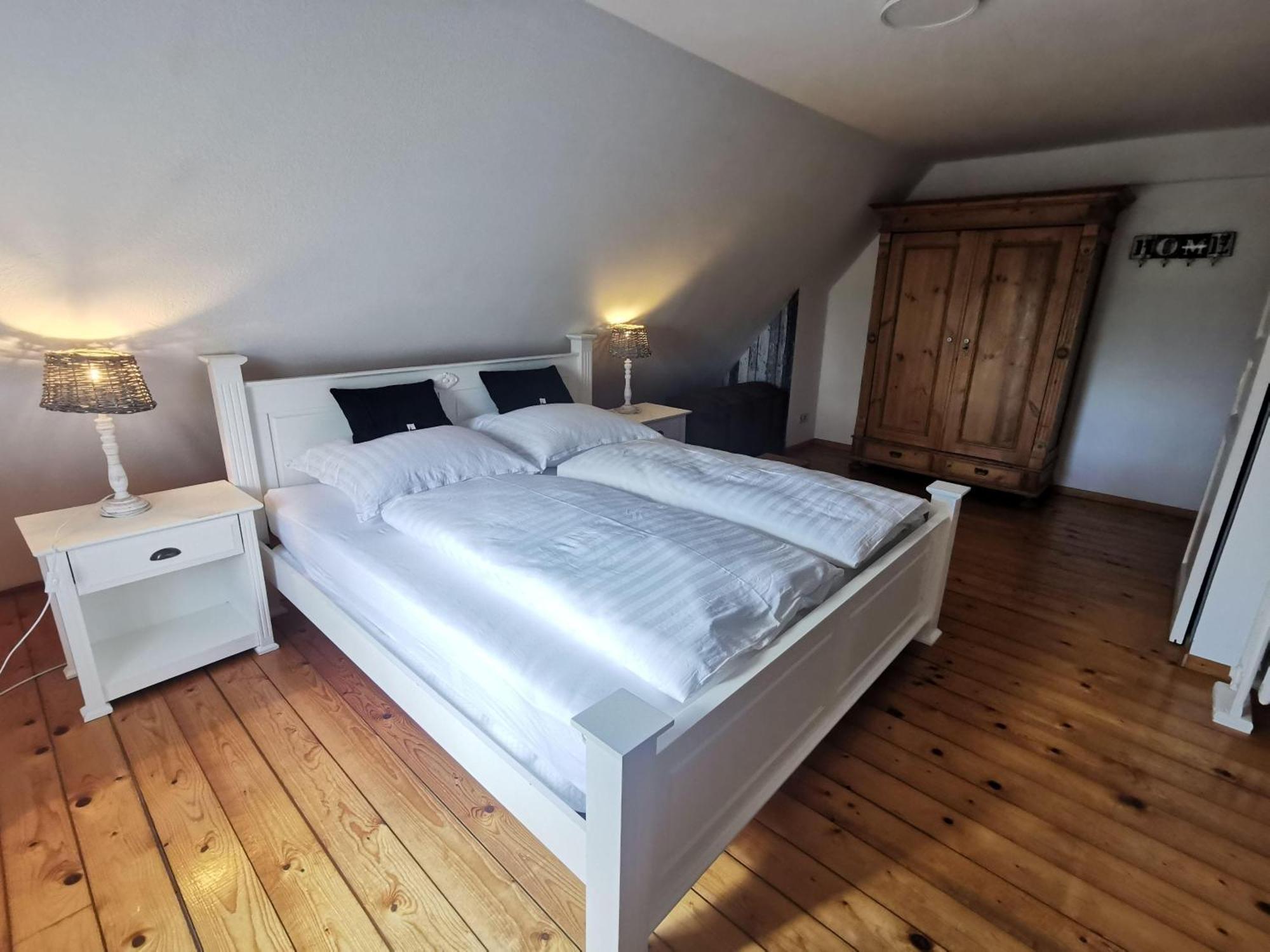 Ferienwohnung-Rungholt-Edomsharder-Hof-Nordstrand Exteriör bild